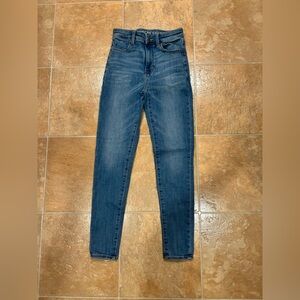 American Eagle Outfitters Blue Skinny Jeans brand new worn once